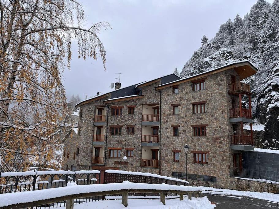 R Valle De Incles-Grandvalira Free Parking Canillo Dış mekan fotoğraf